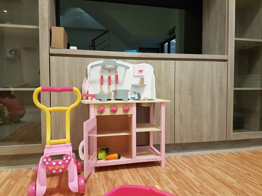 Childlike Innocence Homestay Хуалянь Экстерьер фото