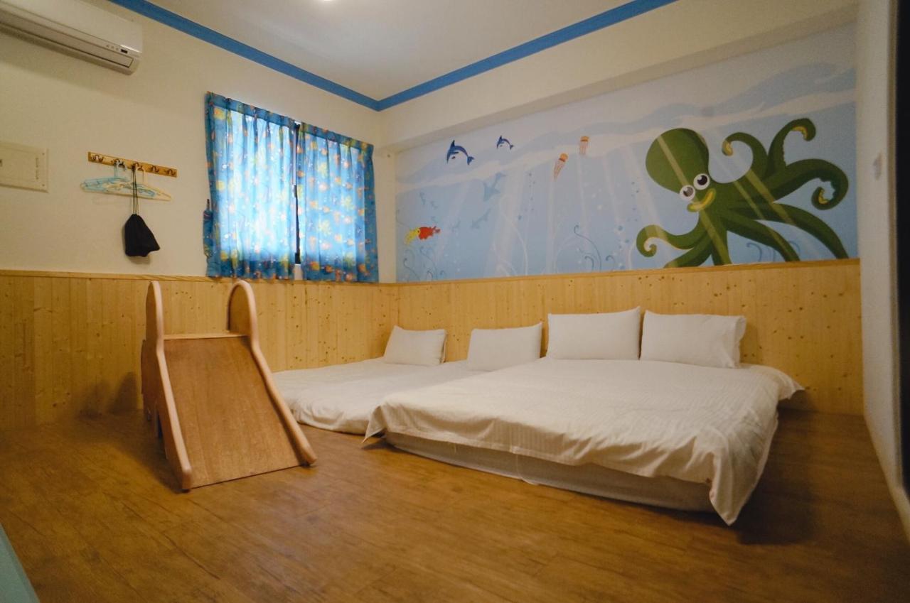 Childlike Innocence Homestay Хуалянь Экстерьер фото
